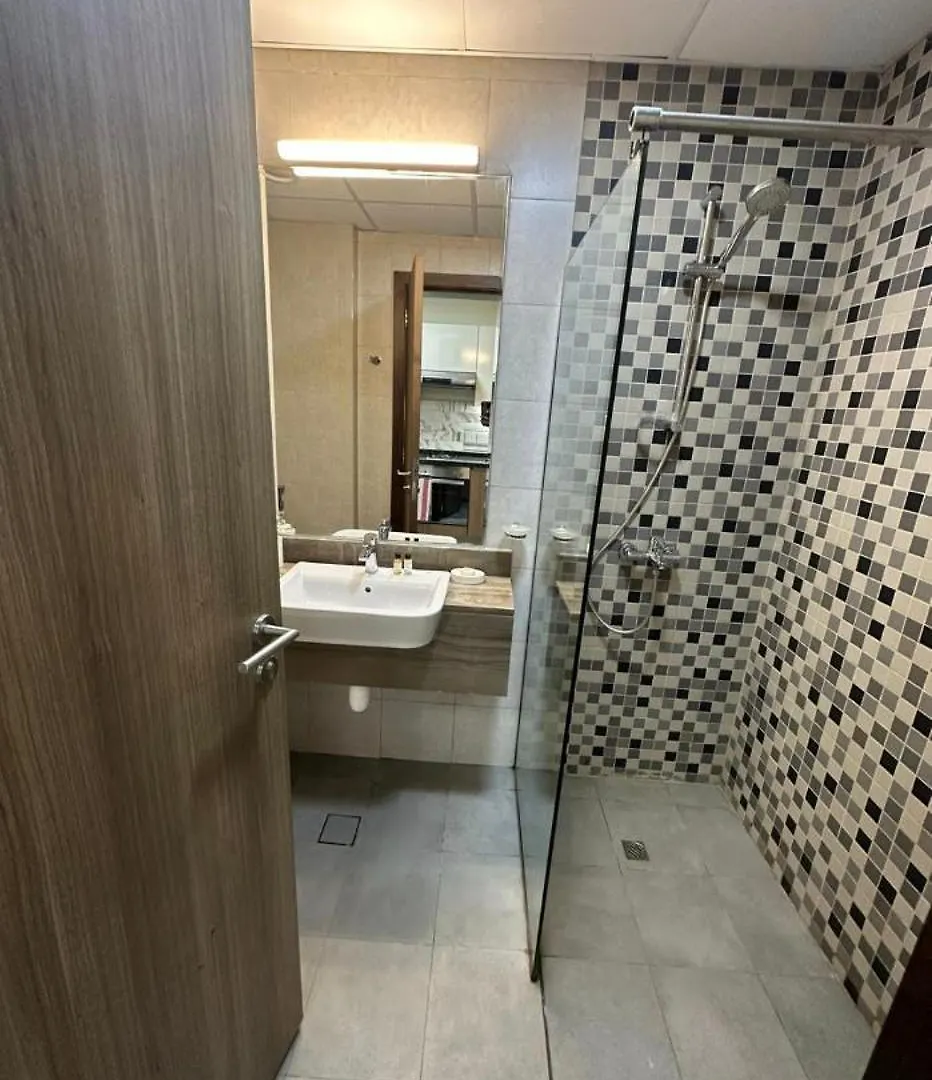 Cozy, Fully Furnished, Kitchen Equipped Studio Apartment With All Facilities Dubai 0*,