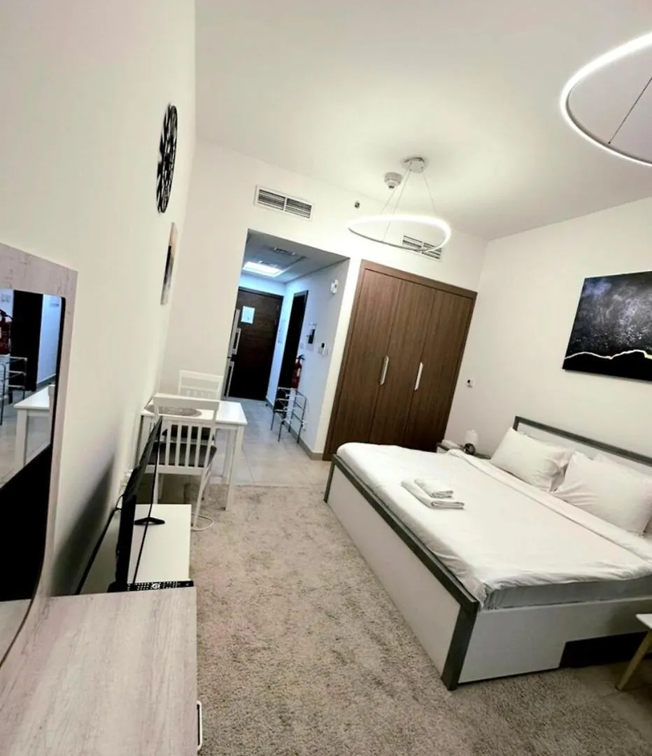 Cozy, Fully Furnished, Kitchen Equipped Studio Apartment With All Facilities Dubai