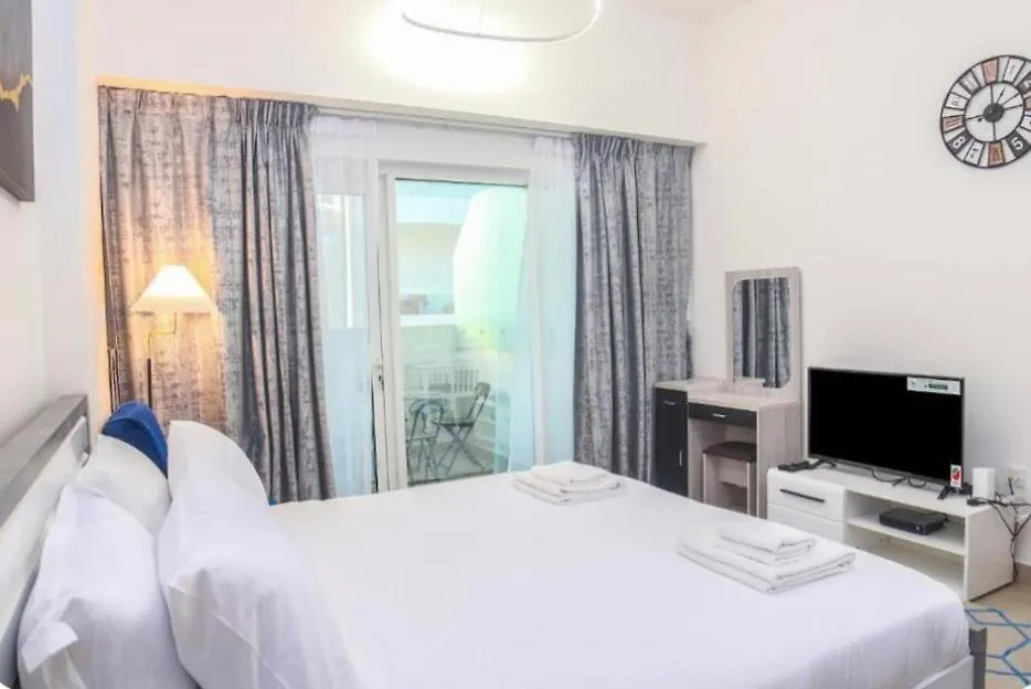 Cozy, Fully Furnished, Kitchen Equipped Studio Apartment With All Facilities Dubai